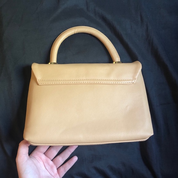 Tan/Light Beige small purse FashionNova - Picture 4 of 8
